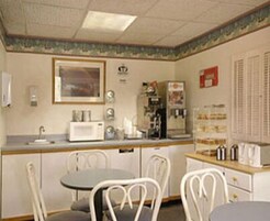 Desayuno continental incluido todos los días 