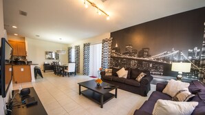 傳統獨棟房屋, 4 間臥室 (480 Las Fuentes Drive) | 起居區