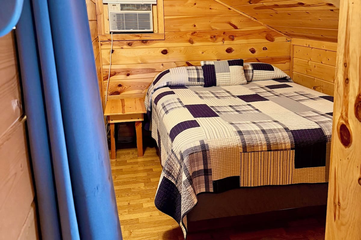 Chalet rustique familial, 2 chambres, cuisine, vue sur la montagne | Literie de qualité, décor unique, ameublement unique