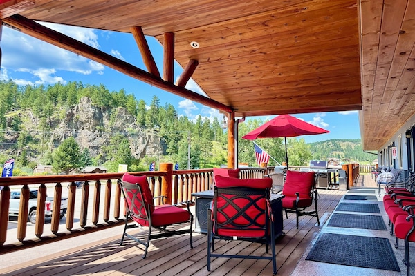 Sundeck