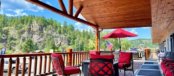 Mountain View Lodge & Cabins