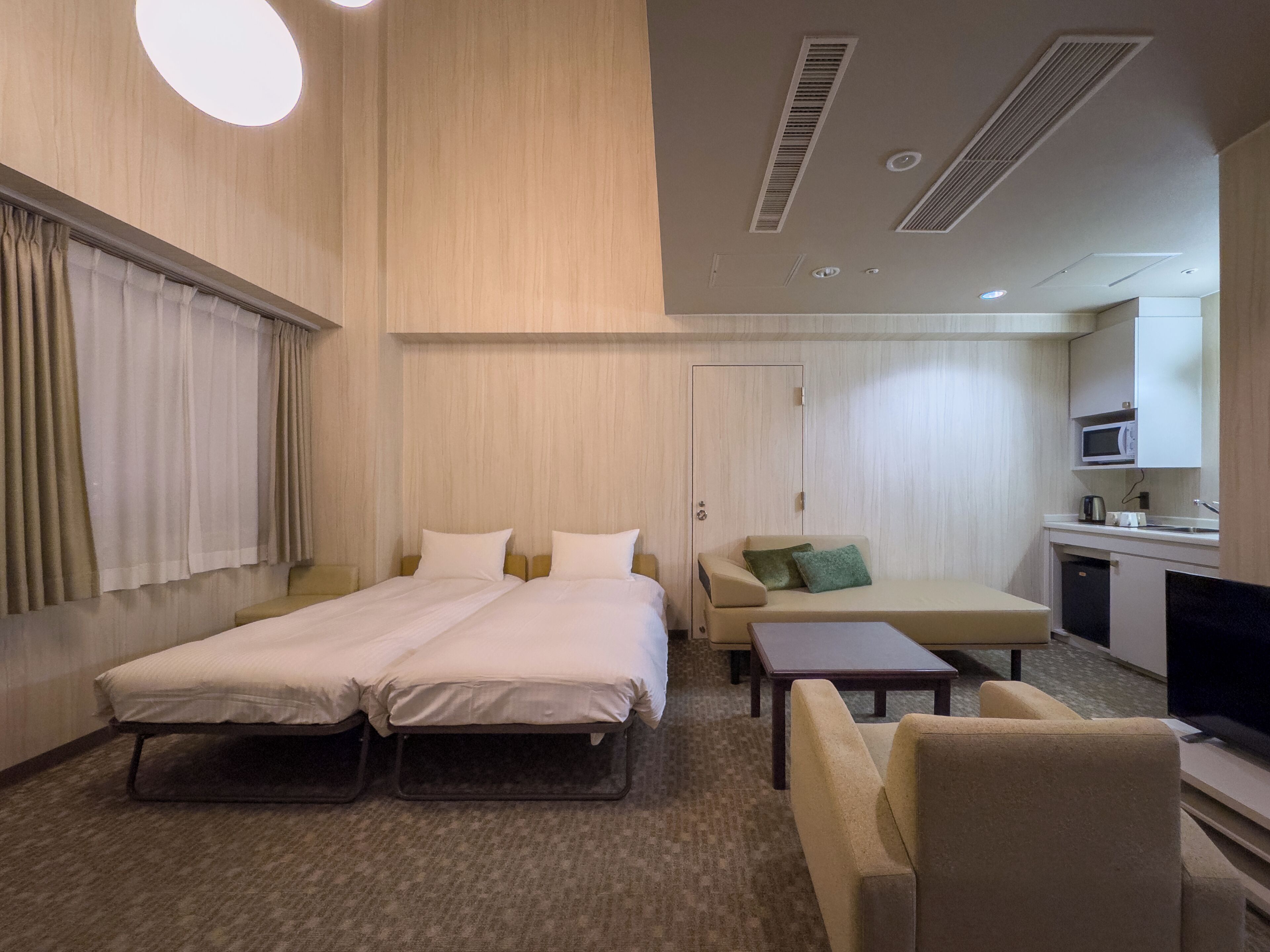 Dúplex, para no fumadores | Escritorio, cortinas blackout, wifi gratis y ropa de cama 