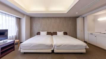 Suite, 2 habitaciones, para no fumadores | Escritorio, cortinas blackout, wifi gratis y ropa de cama