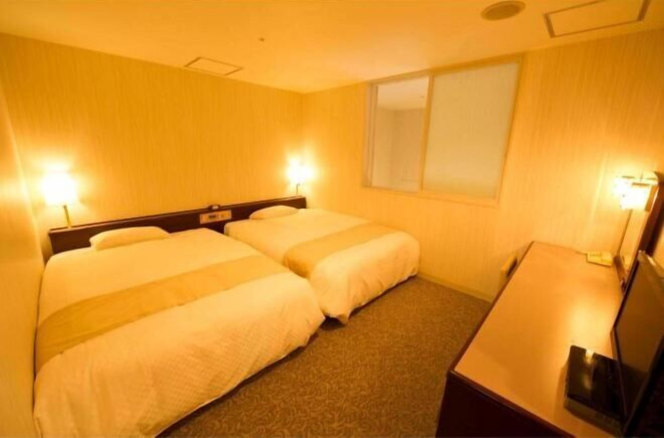 Skrivbord, mörkläggningsgardiner, gratis wi-fi och sängkläder