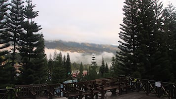 Sun deck