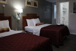 Standard Room, Multiple Beds | Hypo-allergenic bedding, desk, free WiFi, bed sheets - Sunrise Inn (Parry Sound)