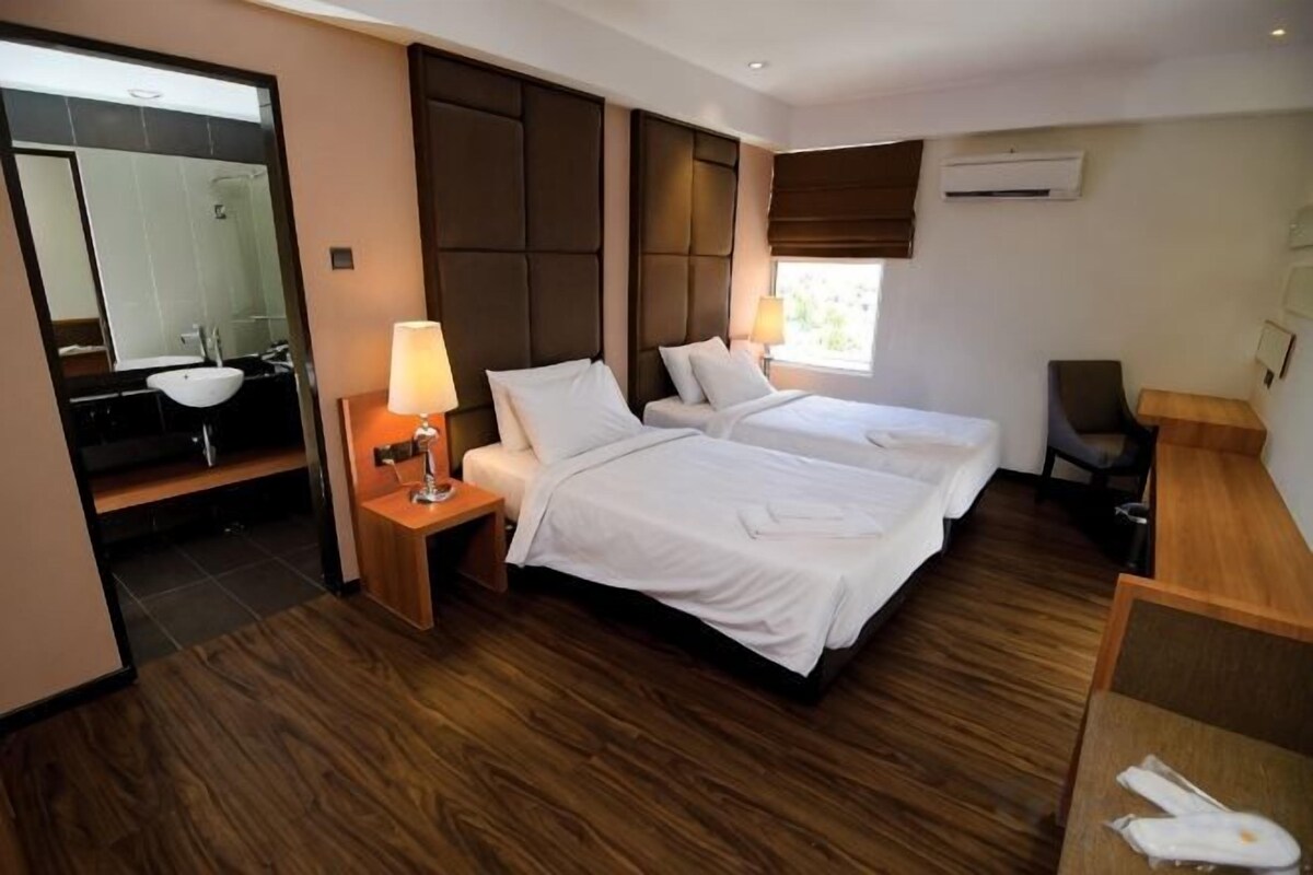 1 habitación, minibar, caja de seguridad en la habitación y escritorio