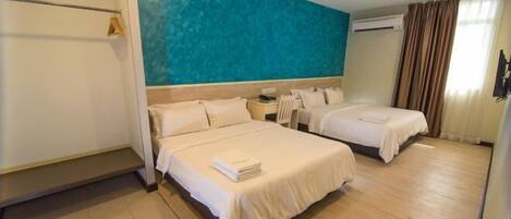 Desk, rollaway beds, free WiFi