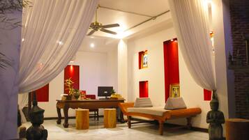 Mostrador para check-in y check-out