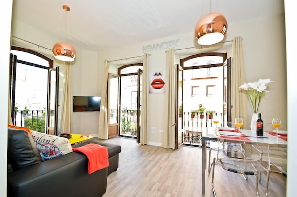 Triana 1 | Living area