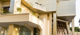 Morning Side Suites Etim Inyang