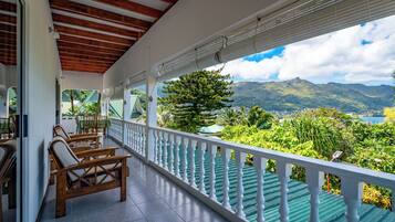 Kamar Double Panorama, 1 kamar tidur, dapur, pemandangan laut | Teras/patio