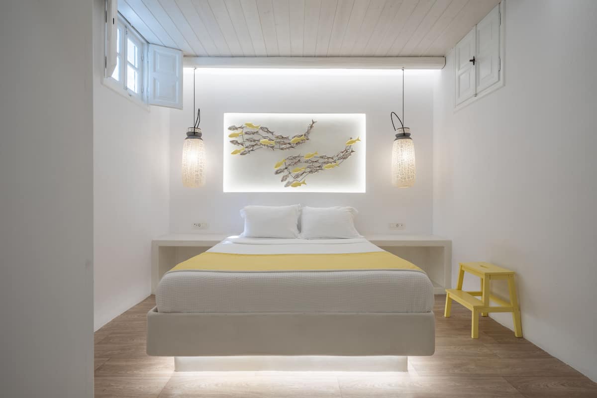 pearl: 2 bedroom sunset & sea view with private hot tub & shared pool | 1 bedroom, egyptian cotton sheets, premium bedding, down duvets