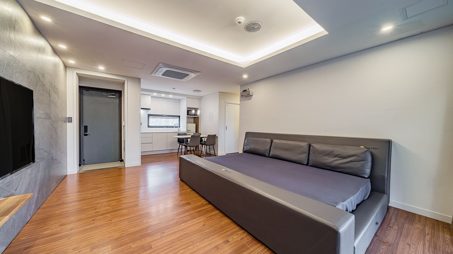 42-inch lcd tv with digital channels, tv