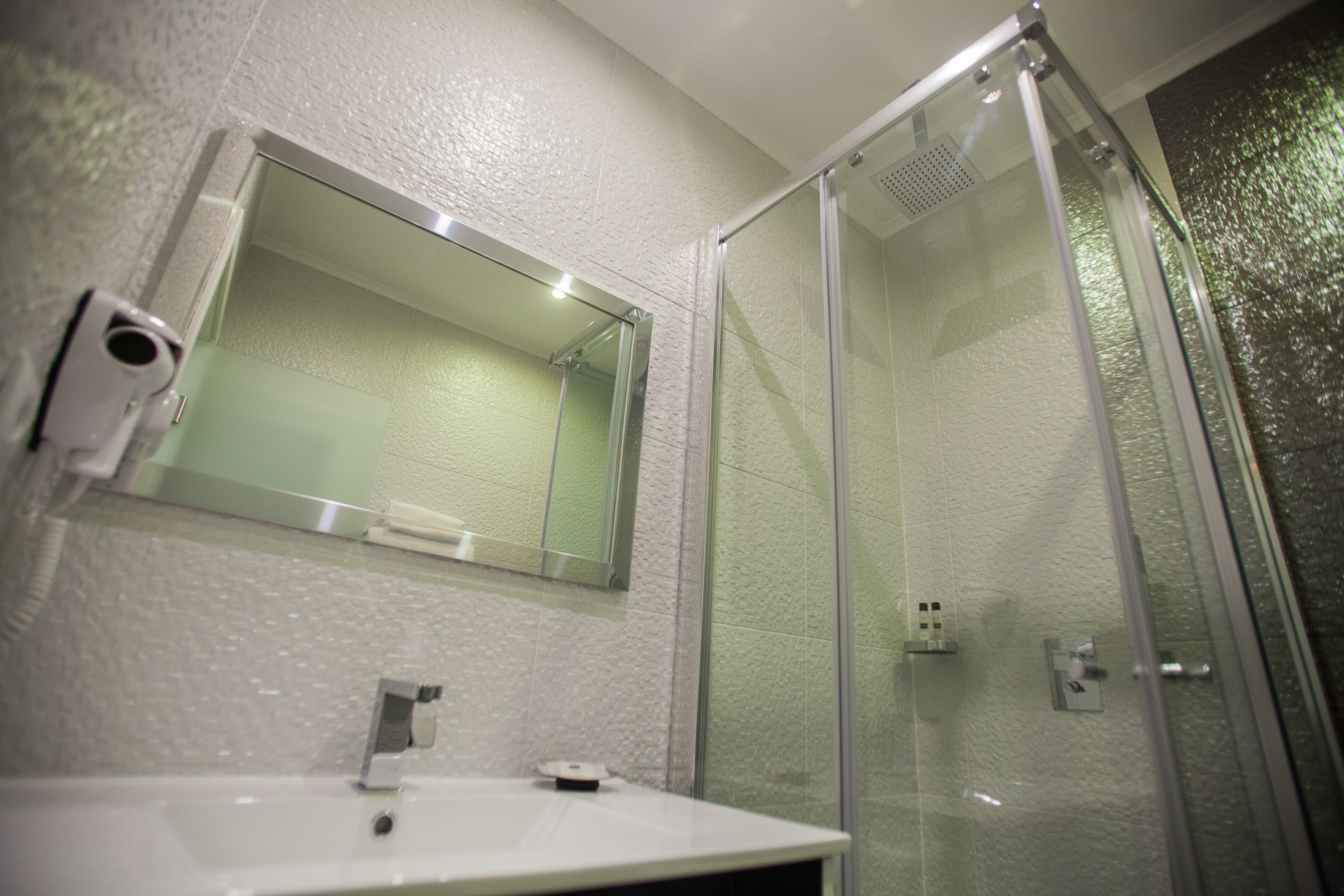 Photo - Thomar Story - Guest House