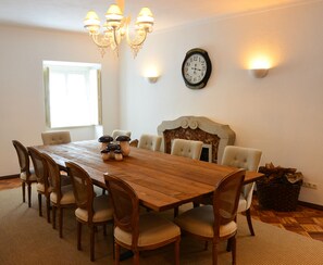 Free daily continental breakfast - Casa do Rossio (Montemor-o-Novo)