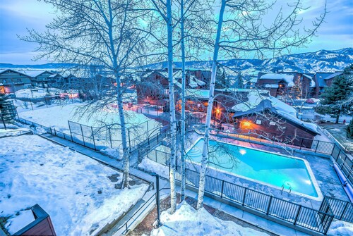 Timber Run by Retreatia