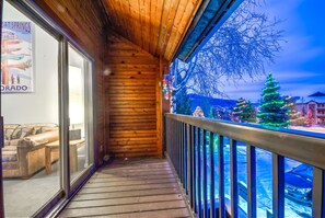 3 Bedroom, 3 Bathroom - 301 | Cribs/infant beds, rollaway beds