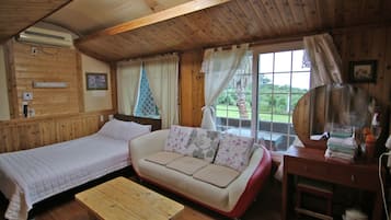 One Double Bed Room | Tabla de planchar con plancha, camas supletorias, wifi gratis