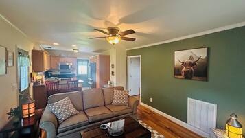 Flat-screen TV, fireplace