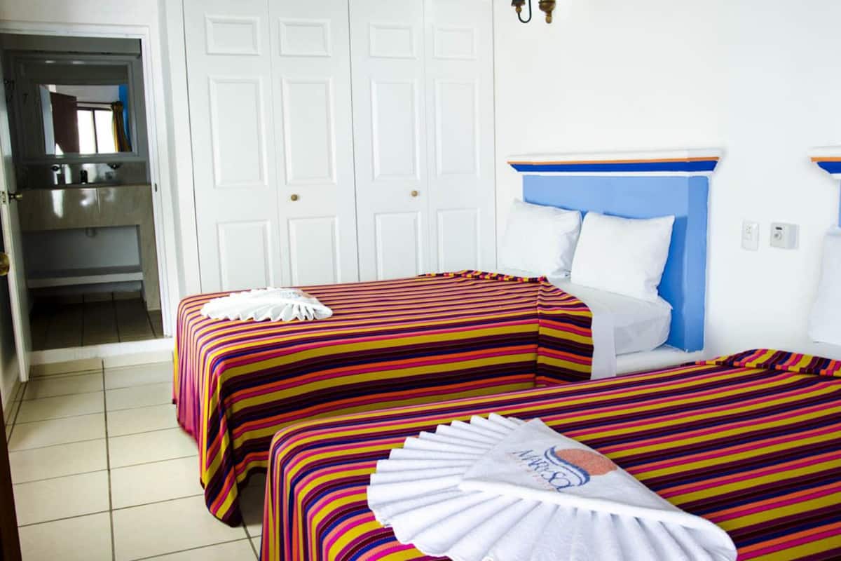 Chambre Standard, 2 lits doubles (4 guests)