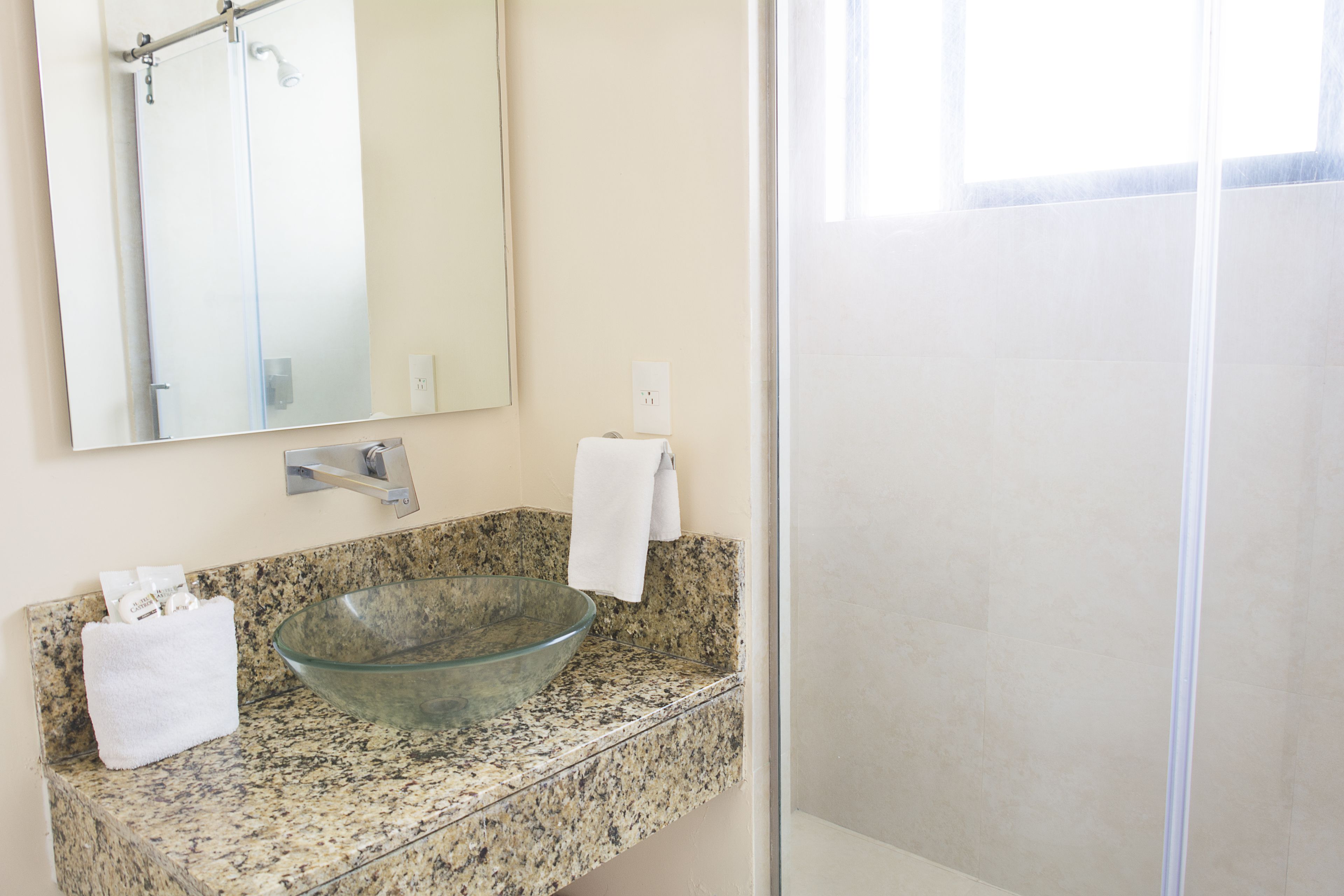 basic triple room, 2 queen beds | bathroom | shower, free toiletries, hair dryer, towels