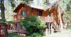 Exterior - Lonesome Dove Guest Ranch (Kalispell)