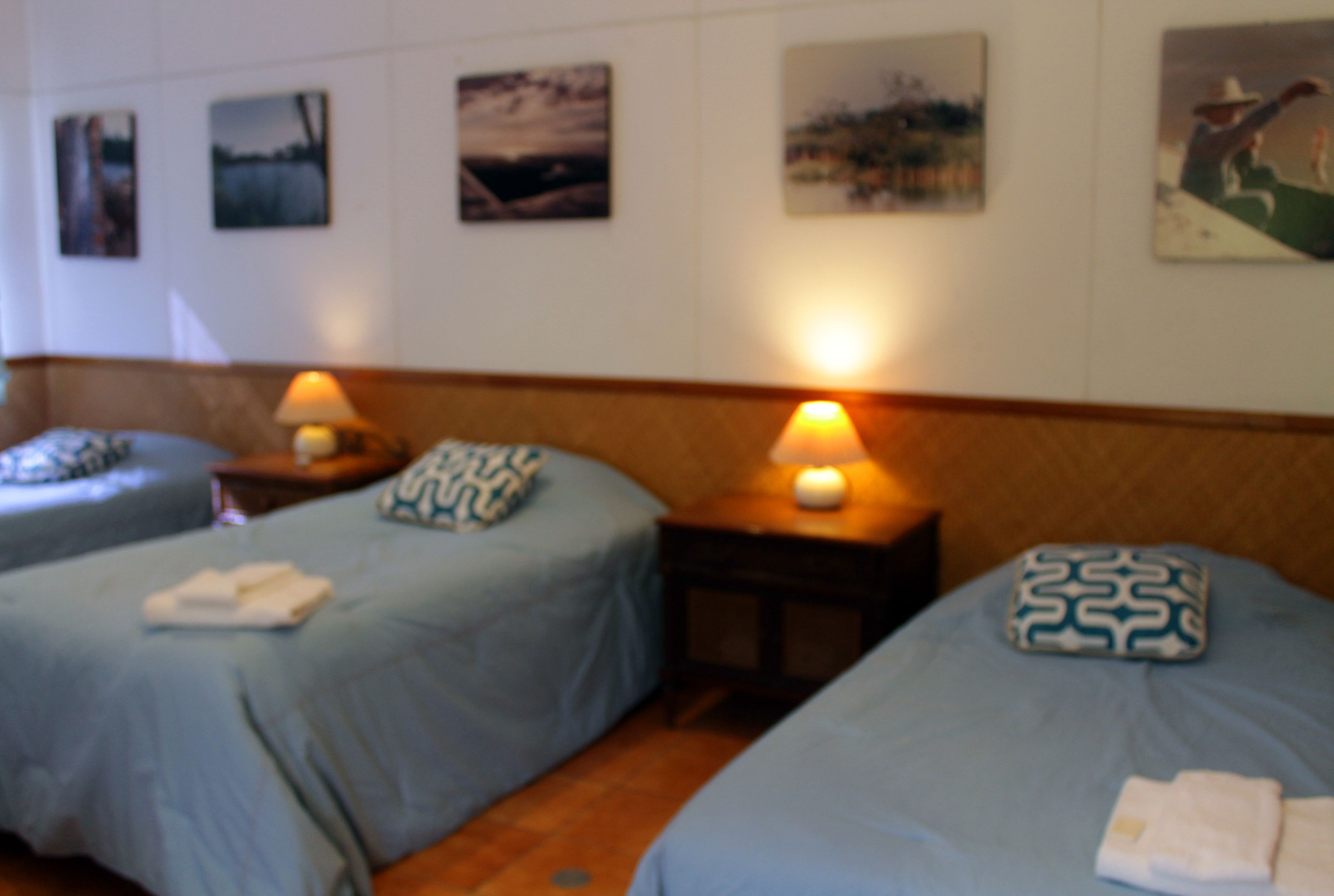 economy room | 2 bedrooms, in-room safe, bed sheets