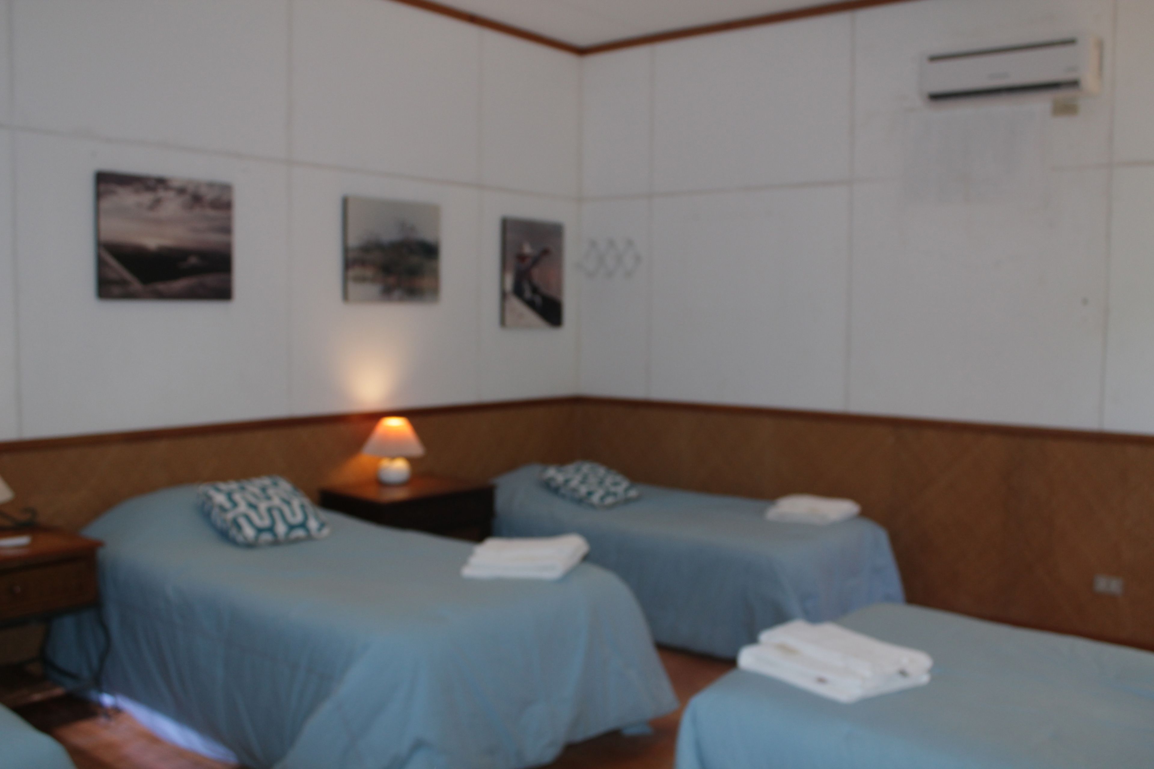 economy room | 2 bedrooms, in-room safe, bed sheets