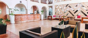 Hotel Solamar Inn