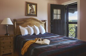 Room - Glacier Park Lodge (East Glacier Park)