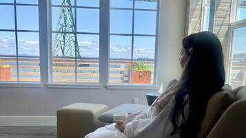 Couples treatment room(s), sauna, hot springs/mineral springs