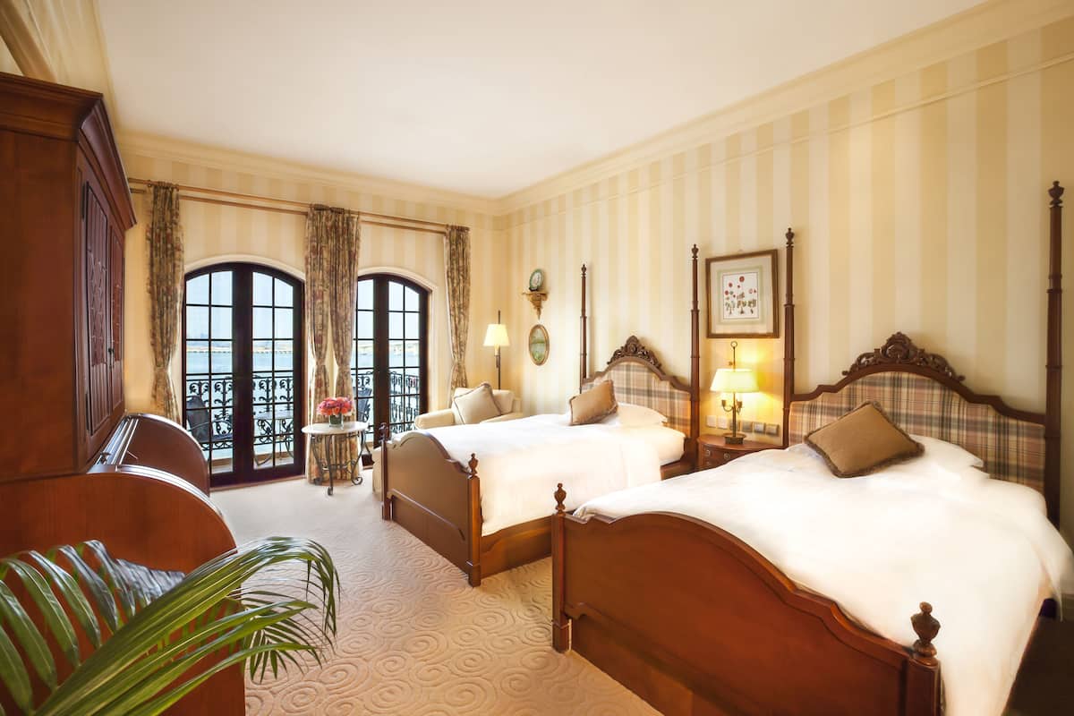 1 bedroom, minibar, in-room safe, desk