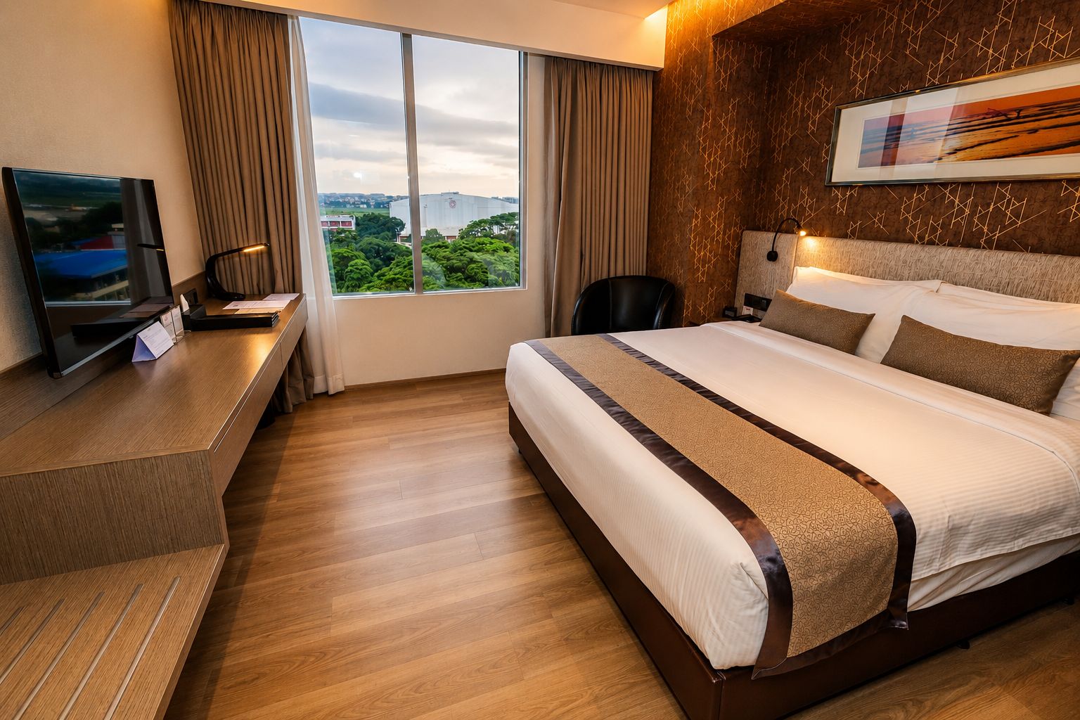 Photo - Best Western Plus Maple Leaf
