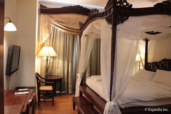 Coffres-forts dans les chambres, bureau, rideaux occultants