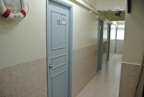 Hallway - Fortunate Guest House (Kowloon)