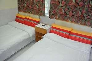 Family Room, 2 Double Beds | Free WiFi - Fortunate Guest House (Kowloon)
