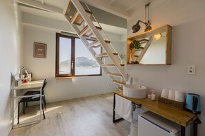 Duplex | Edredons de pluma, cortinas blackout, Wi-Fi de cortesia