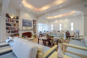 Lobby lounge - Naxos Beach Hotel (Naxos)