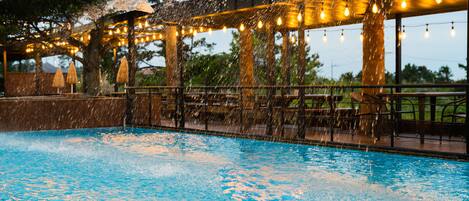 Seasonal outdoor pool