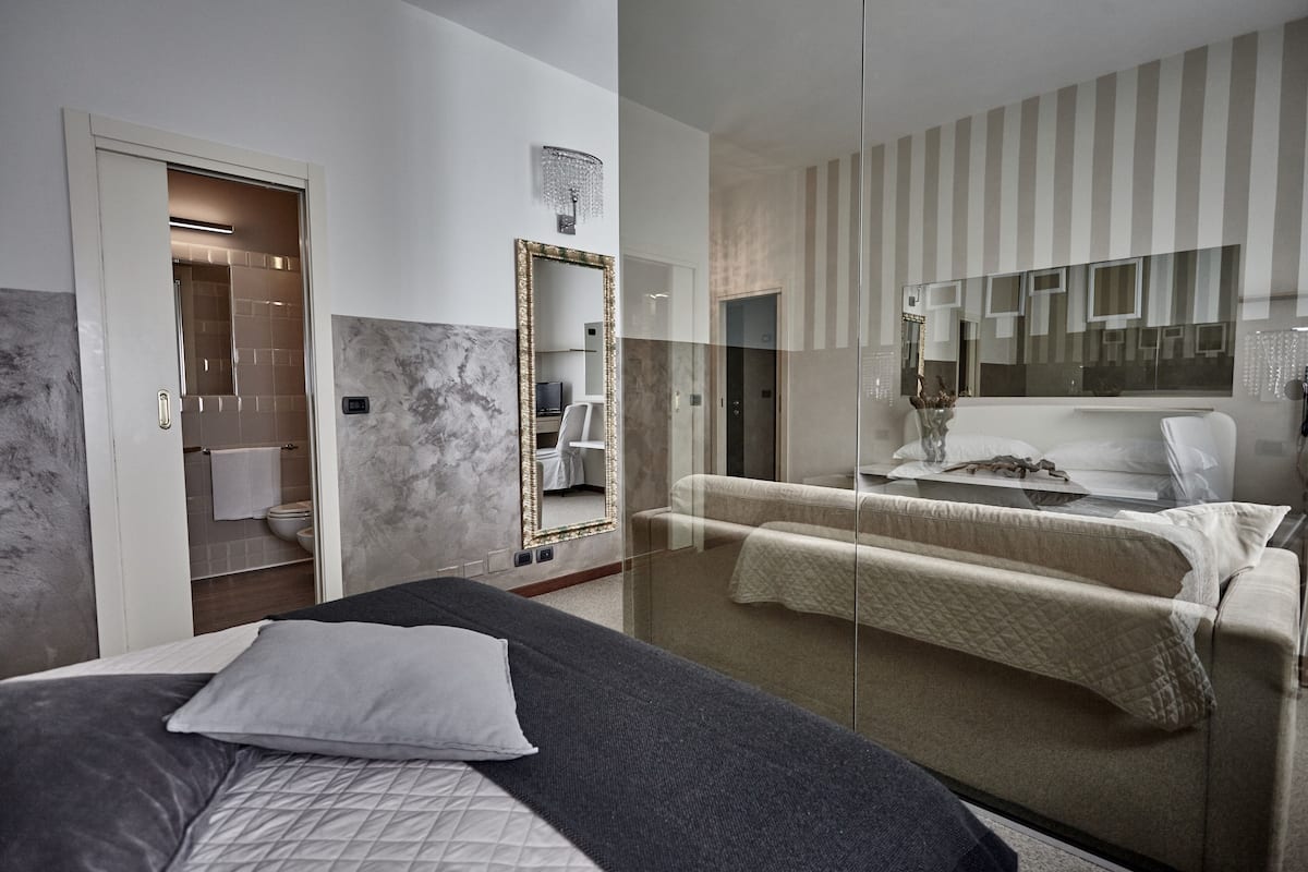 Junior Suite Gold
