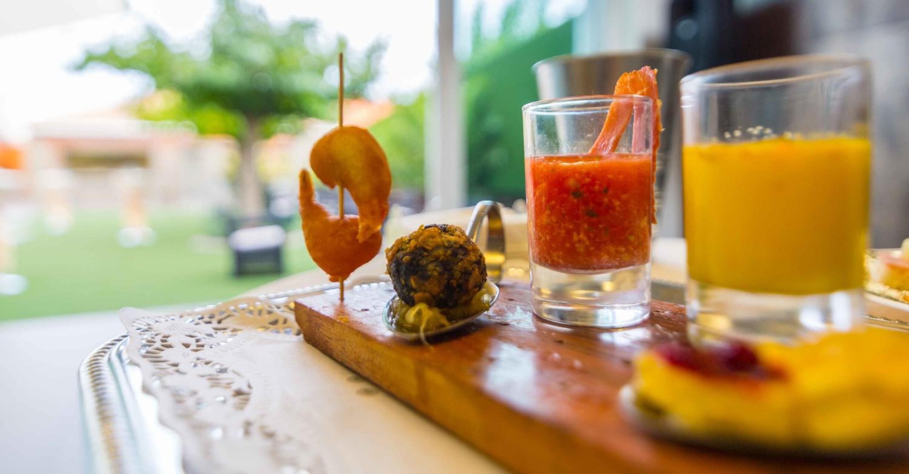 2 restaurants, breakfast, lunch, dinner served; spanish cuisine