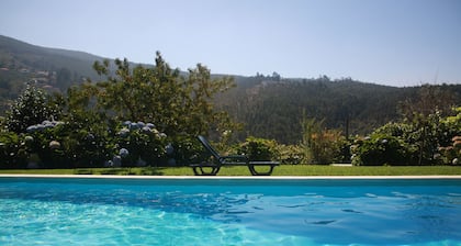 Quinta Das Escomoeiras