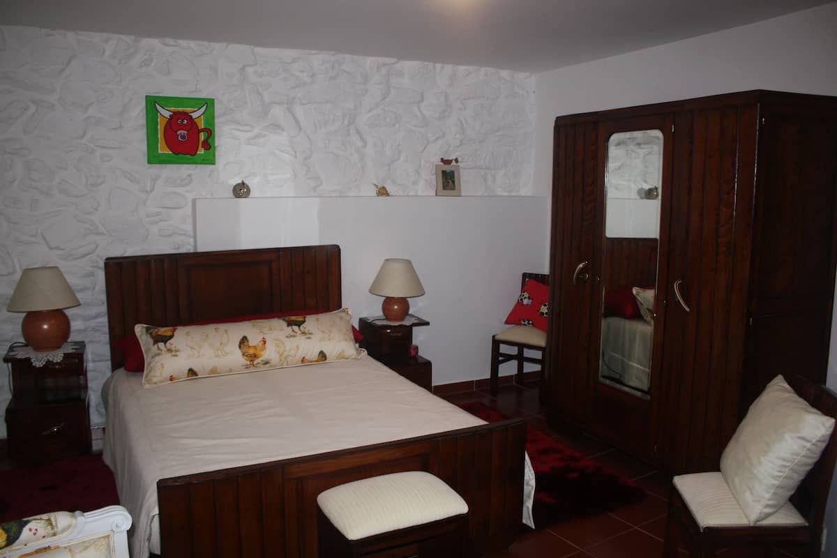 Double Room | 9 bedrooms, free WiFi, bed sheets