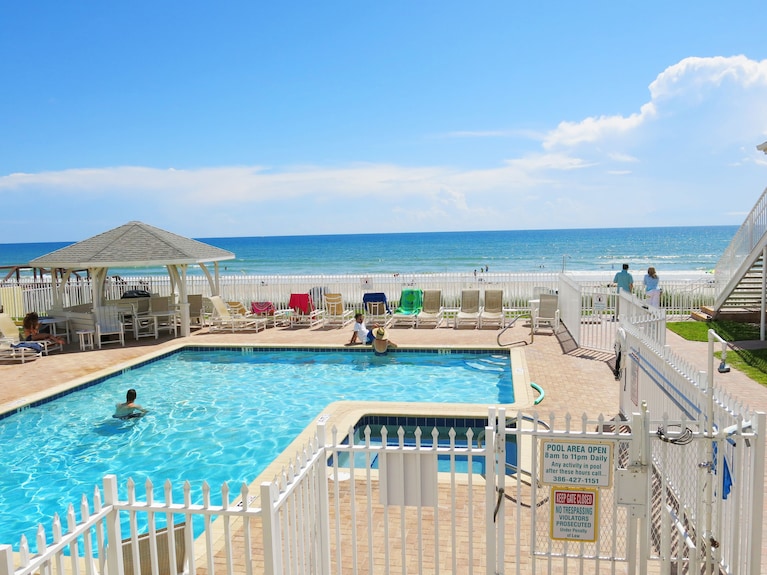 New Smyrna MOD Collection by Sonesta Reviews, Deals & Photos 2026 - Expedia New Smyrna MOD Collection by Sonesta Reviews, Deals & Photos 2026 - Expedia