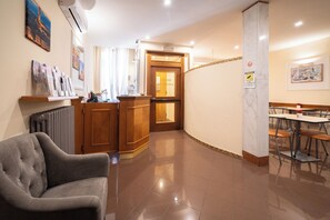 接待櫃台
