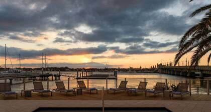 Marker 8 Hotel & Marina