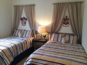 1 bedroom, individually decorated, individually furnished, free WiFi