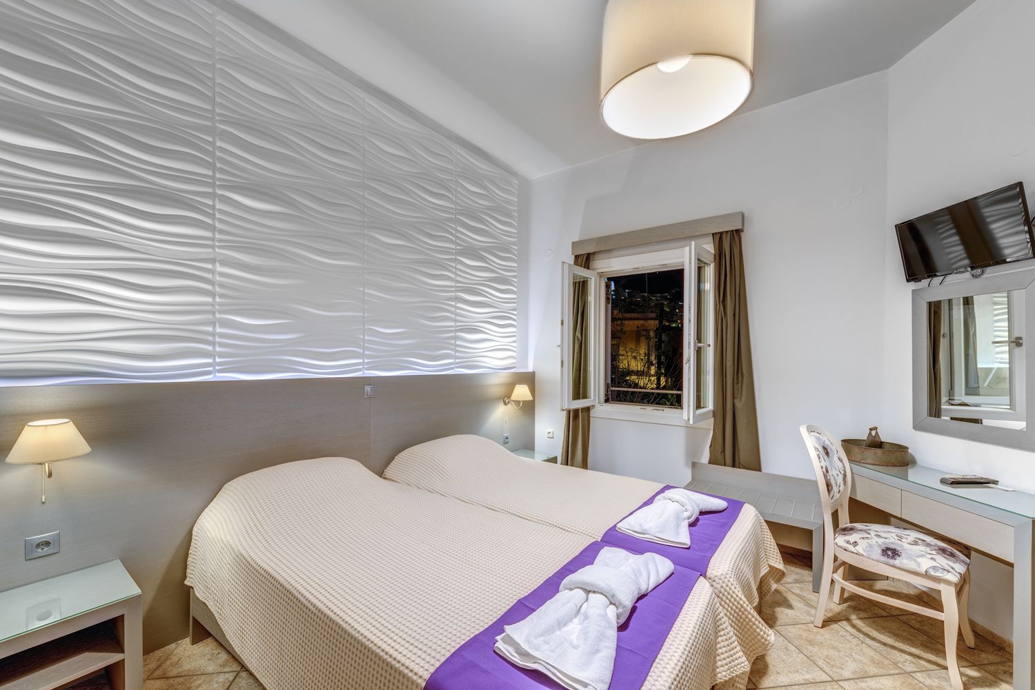 Kamar Double atau Twin Deluks, balkon, pemandangan laut (2nd floor) | Brankas, kedap suara, setrika/meja setrika, dan Wi-Fi gratis