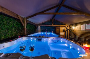 Estudio familiar | Bañera de hidromasaje